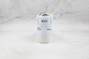  Nike Blazer 77 NB7700091