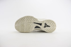Nike Kobe Sneaker NKS100011