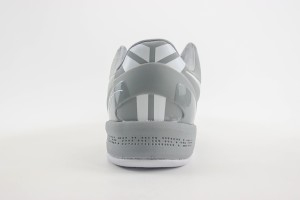  Nike Kobe Sneaker NKS100023