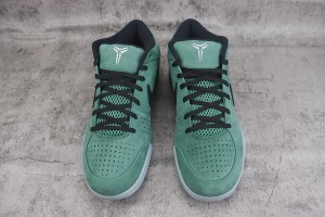 Nike Kobe Sneaker NKS100028