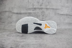  Nike Kobe Sneaker NKS100029