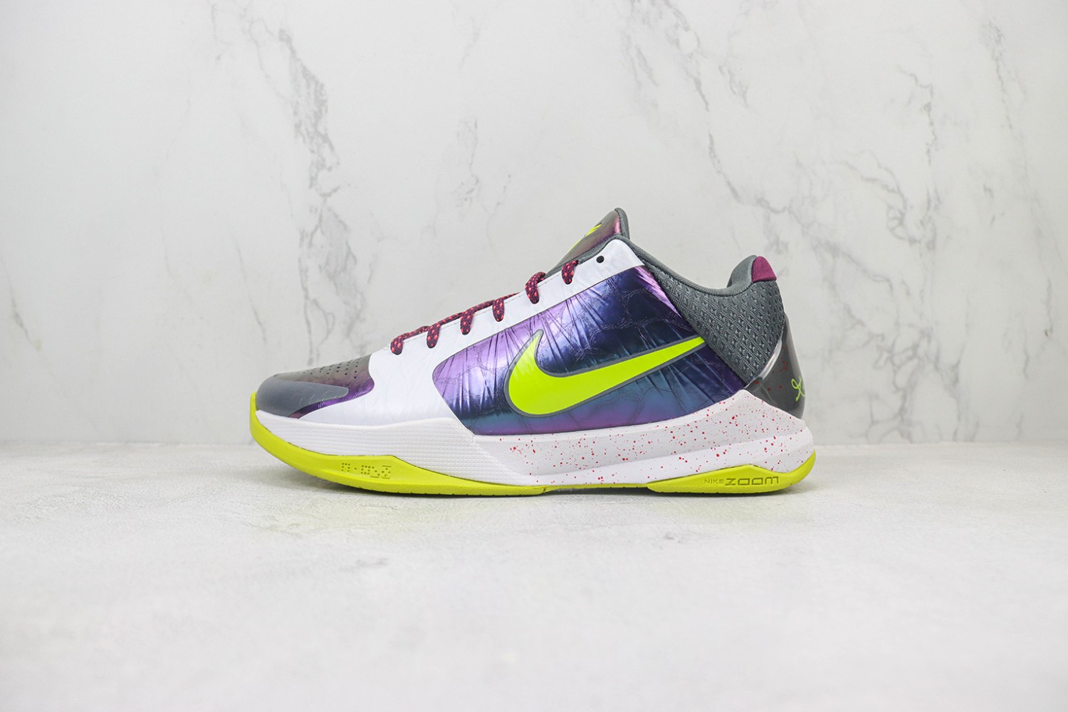 Nike Kobe Sneaker NKS100049