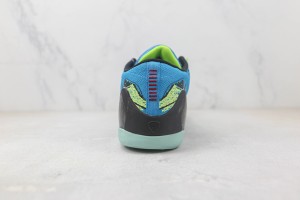  Nike Kobe Sneaker NKS100074