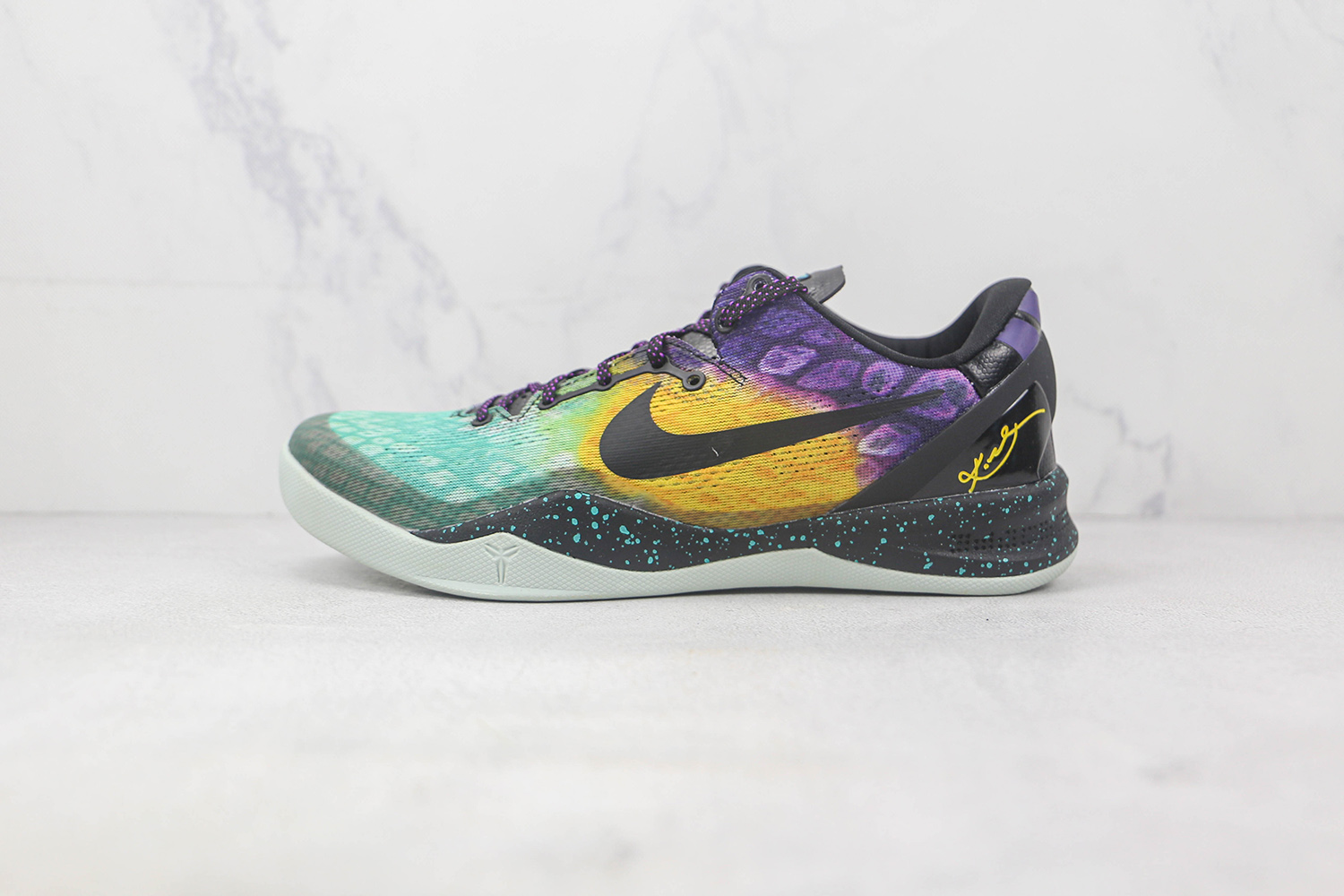 Nike Kobe Sneaker NKS100080