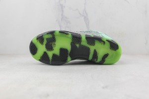  Nike Kobe Sneaker NKS100086