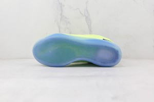 Nike Kobe Sneaker NKS100098