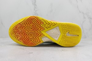 Nike Kyrie 8 NKR10001