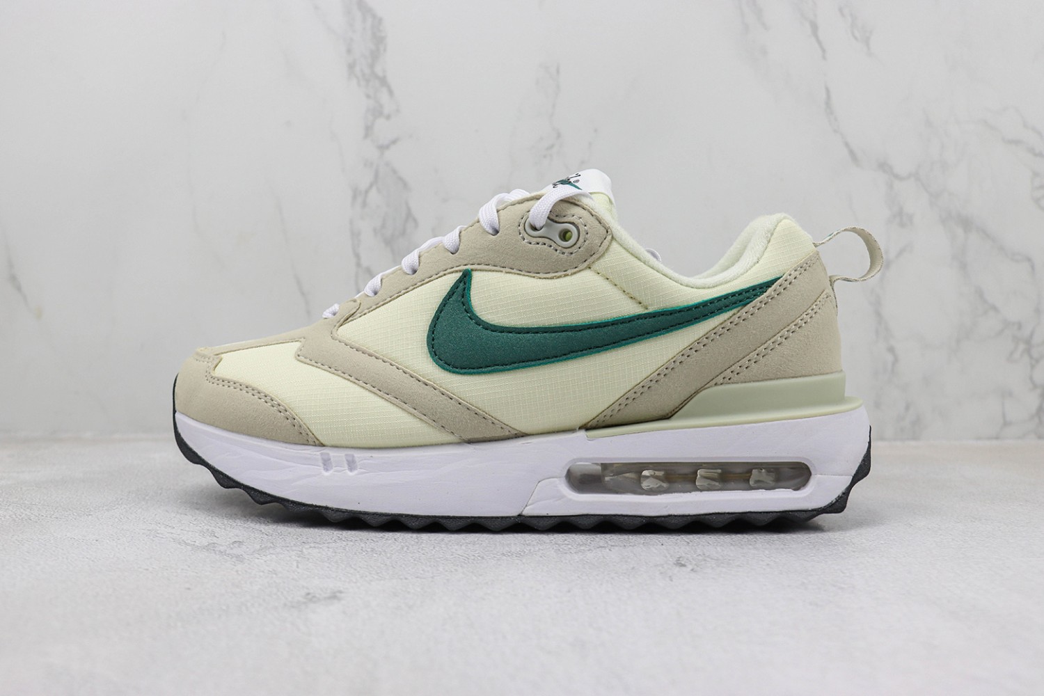 Nike Air Max Dawn NAMD100018