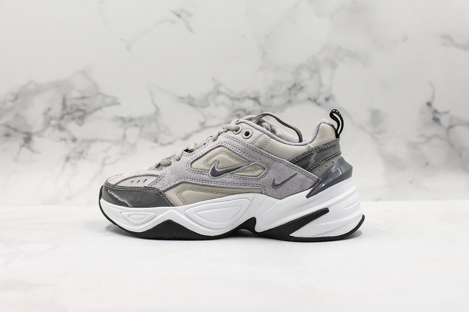 Nike M2K Monarch NMM100028