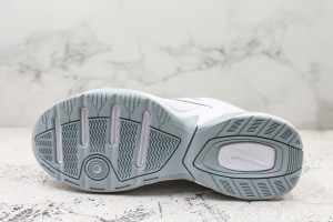 Nike M2K Monarch NMM100040