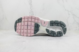  NK Zoom Vomero 5 nkzv100018