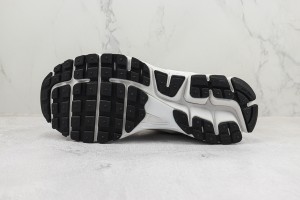 NK Zoom Vomero 5 nkzv100021