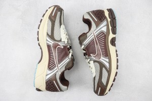  NK Zoom Vomero 5 nkzv100024