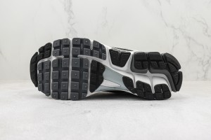 NK Zoom Vomero 5 nkzv100027