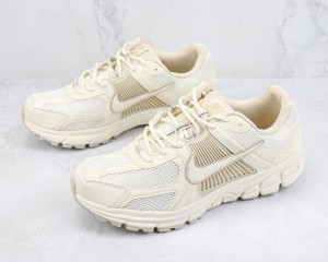 NK Zoom Vomero 5 nkzv10003