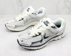  NK Zoom Vomero 5 nkzv100031