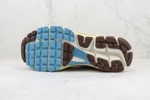  NK Zoom Vomero 5 nkzv100033