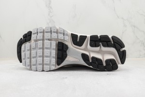 NK Zoom Vomero 5 nkzv100035