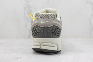  NK Zoom Vomero 5 nkzv10008