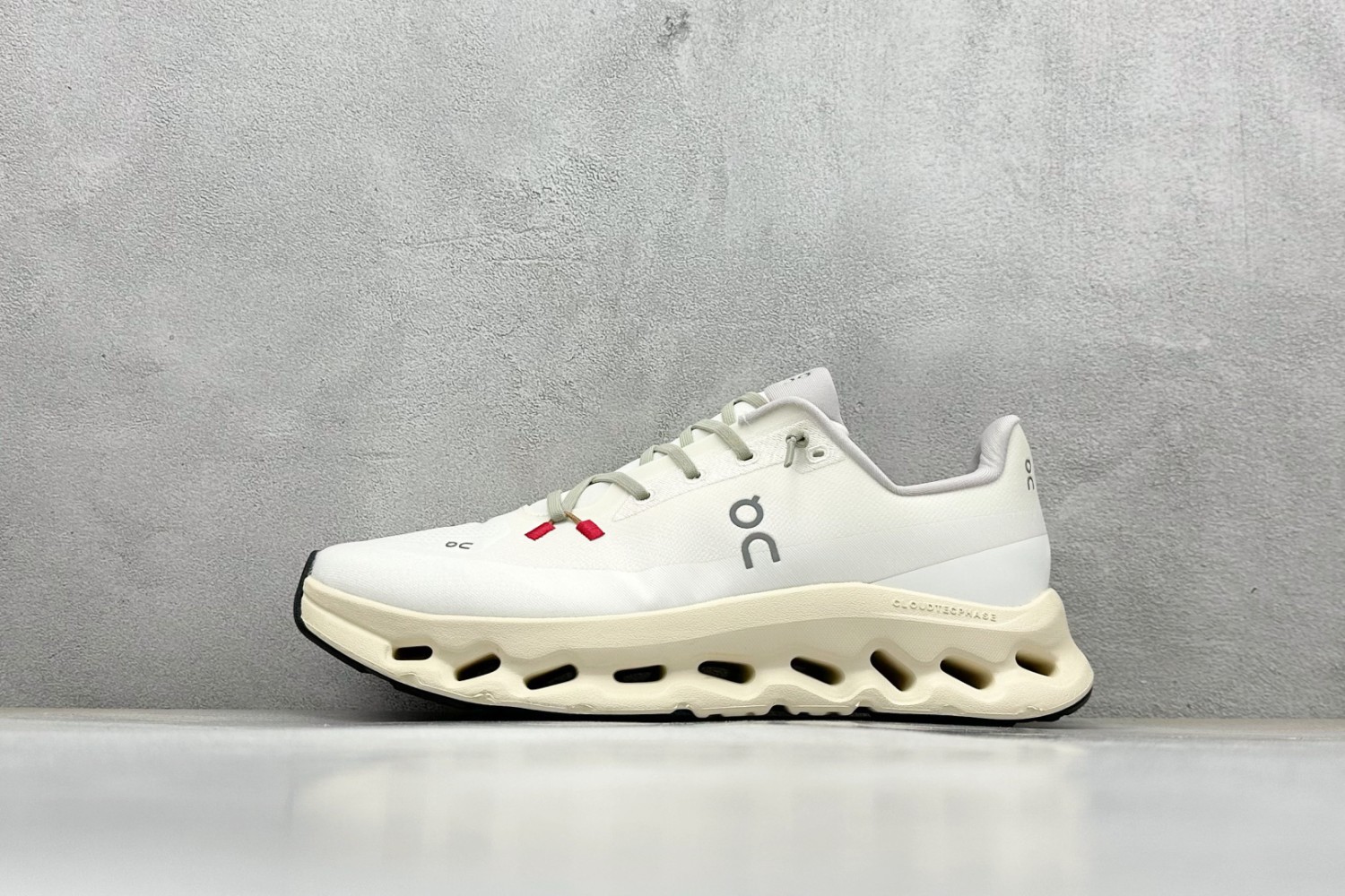 On Cloud Shoes OCS100001